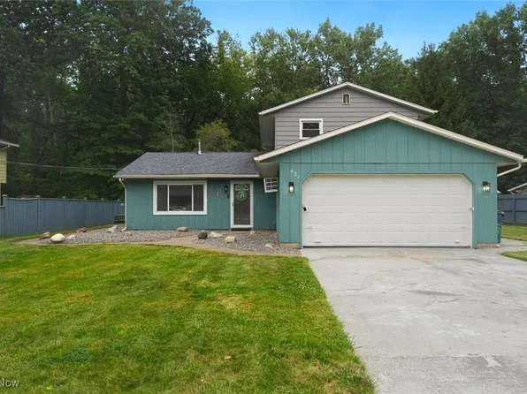 821 Lafayette Blvd, Sheffield Lake, OH 44054