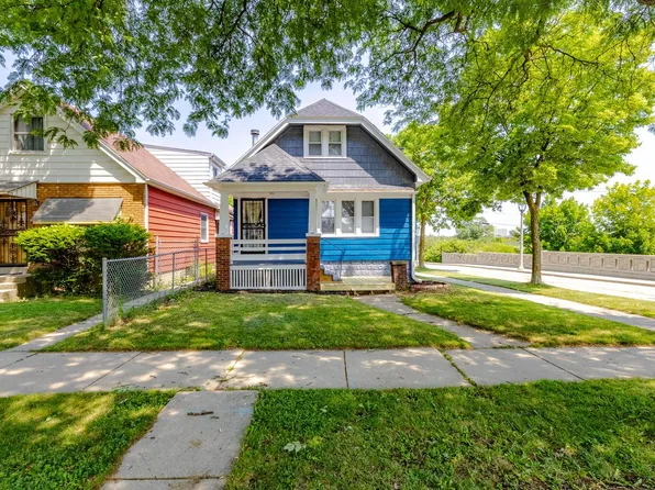 4400 N 36th STREET, Milwaukee, WI 53209