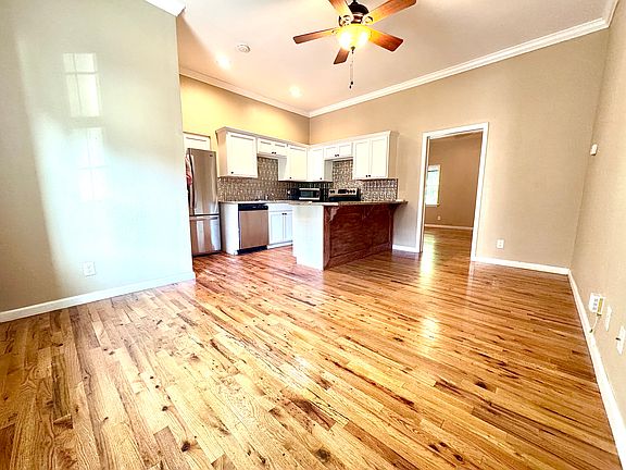 2nd image of 5504 E 5th Pl #1/1