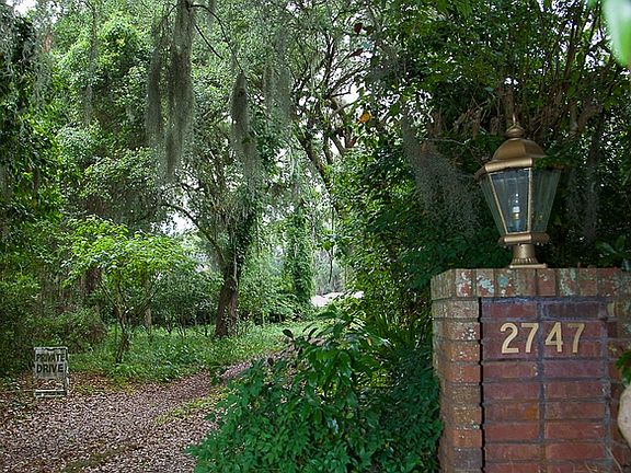 4th image of 2747 Forest Mill Ln