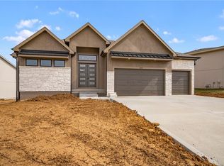 11351 S Emerald St, Olathe, KS 66061