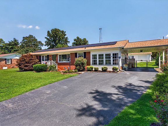 3rd image of 231 Overhill Dr
