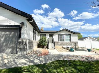 1319 S 925 W, Woods Cross, UT 84087