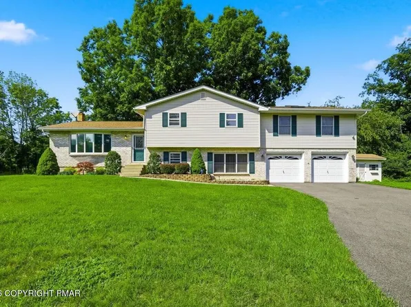 246 Switzgabel Dr, Brodheadsville, PA 18322