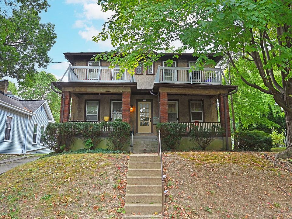 1st image of 1627 Larch Ave