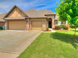2016 Goodnight Trl, Edmond, OK 73003