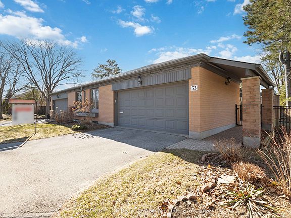 2nd image of 50 Fiddlers Green Rd #53