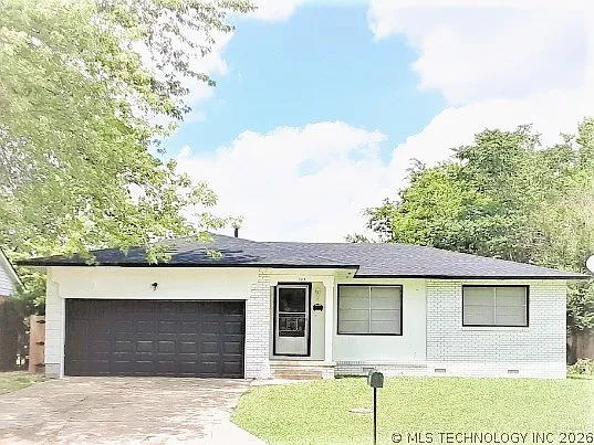 1319 NE 4th St — Photo 1