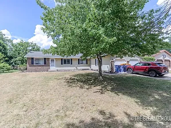 2131 Shangrai La Dr SE #1, Grand Rapids, MI 49508