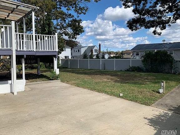 4th image of 399 Saldane Ave