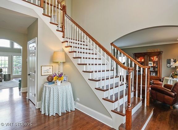 2nd image of 31385 W Somerset Cir