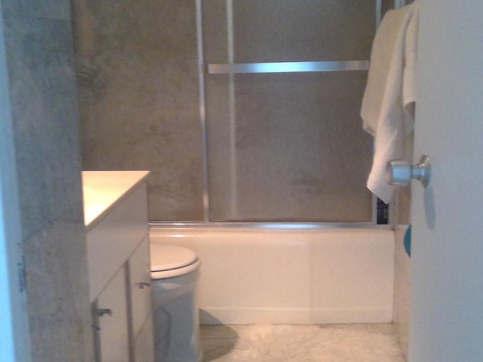 2nd image of 3600 N Lake Shore Dr APT 1706