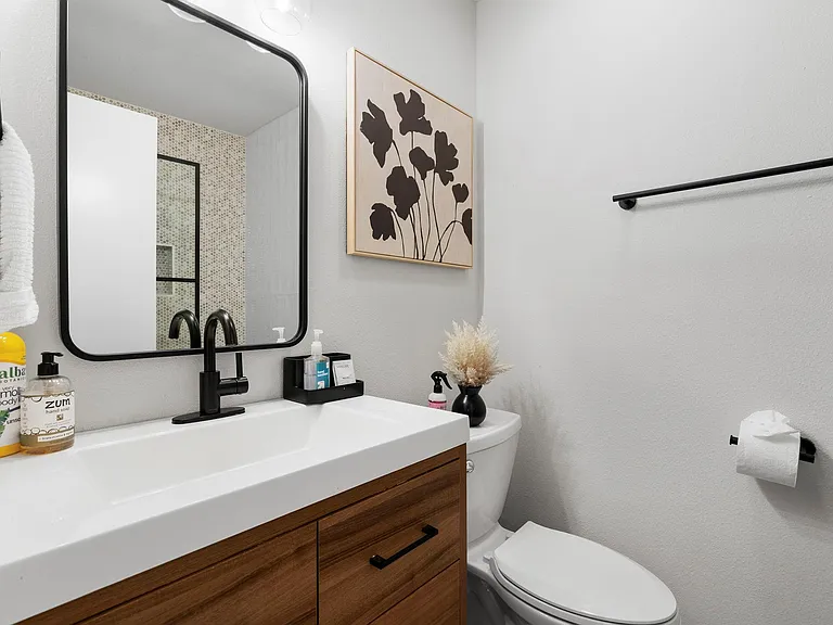 7507 Bender Dr — Photo 17