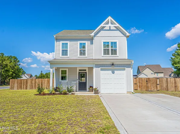 70 Walkabout Drive, Aberdeen, NC 28315