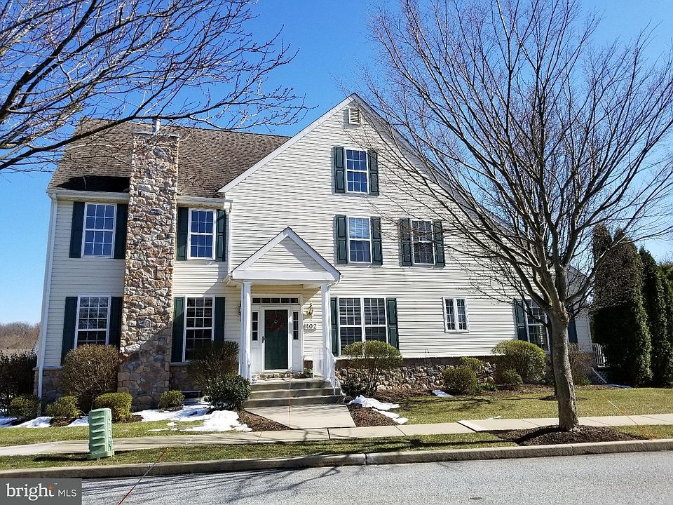 1st image of 402 Winterberry Dr