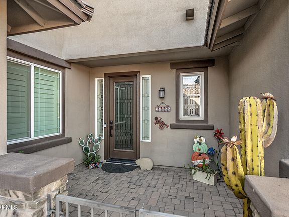 2nd image of 14655 W PASADENA Avenue