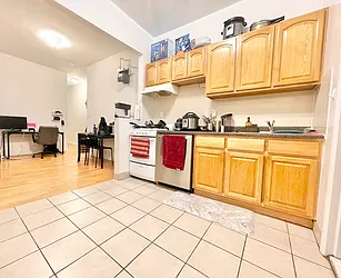 Rented by Century 21 Premier 
