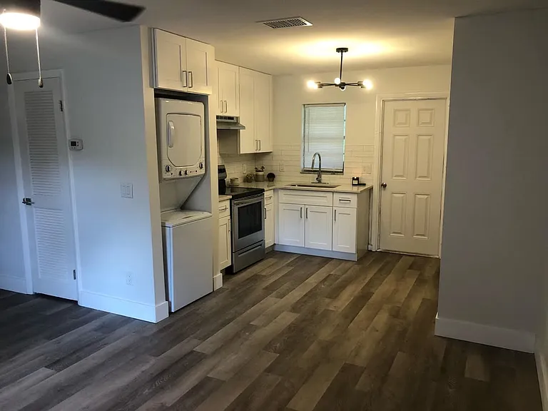 308 Pleasant Grove Rd — Photo 3