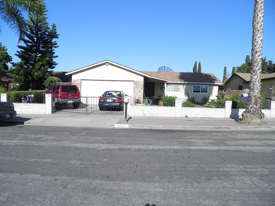 1st image of 660 Charles Dr