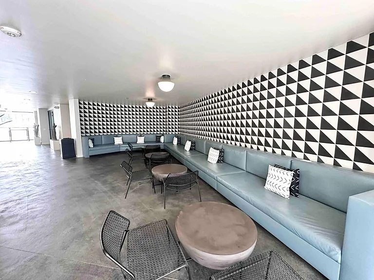 800 Embassy Dr #403 — Photo 7