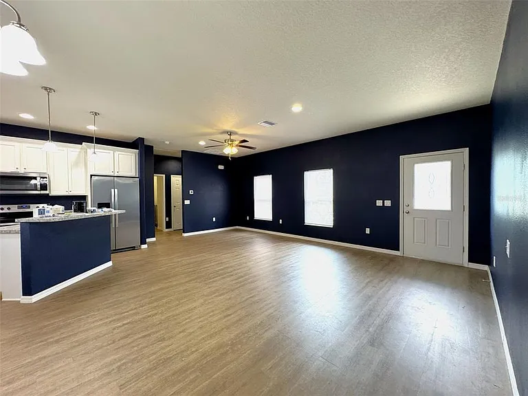 167 N Independence Hwy — Photo 3