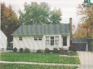 1410 Kingsley St, Mount Clemens, MI 48043