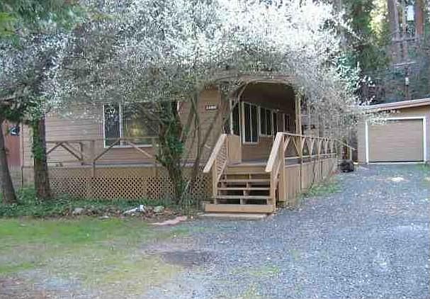 1st image of 22910 Golf Club Dr