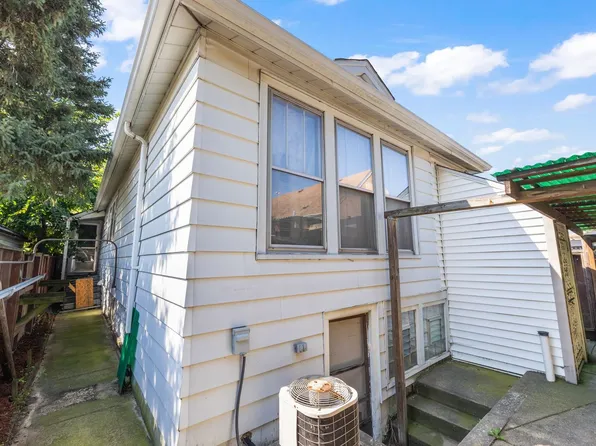 4025 W 56th St, Chicago, IL 60629