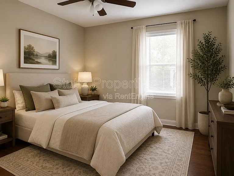 1246 Graham Ave #6 — Photo 2