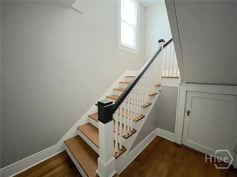 19 W 50th St #19 — Photo 2