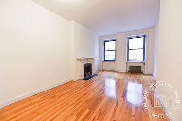 Rented by Nolita Group