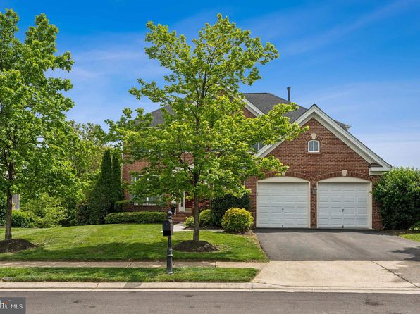 42795 Explorer Dr, Ashburn, VA 20148