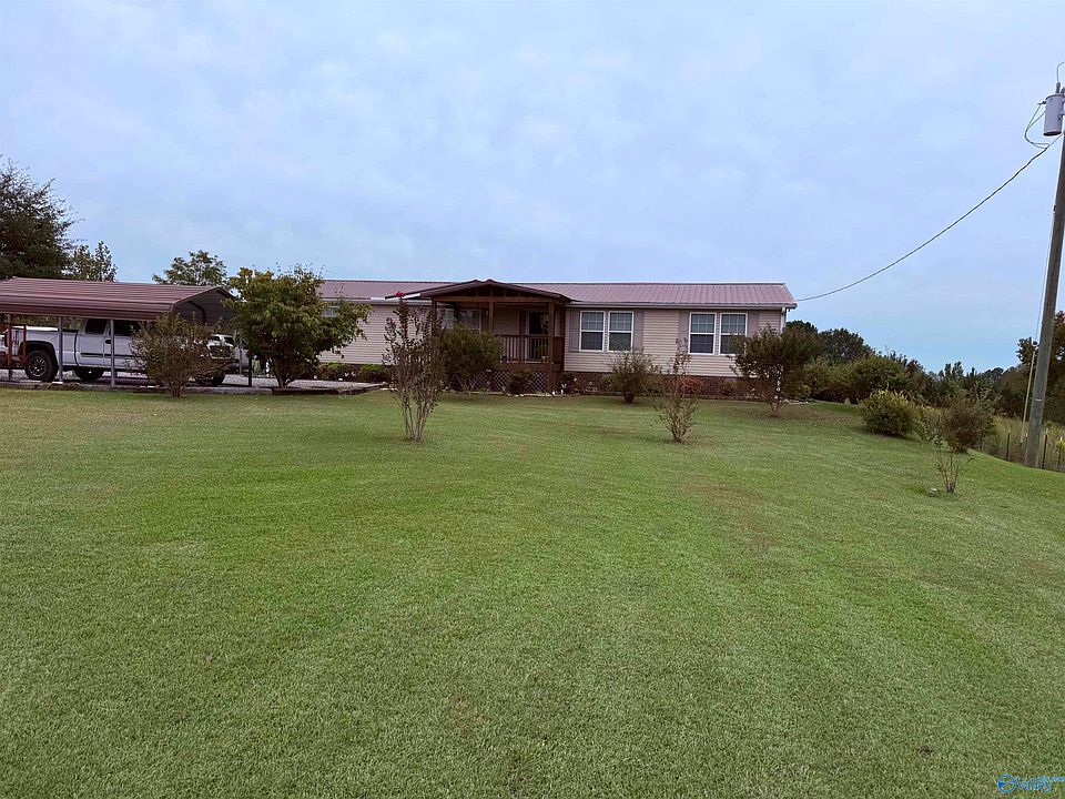 1st image of 15 Maple Tree Dr