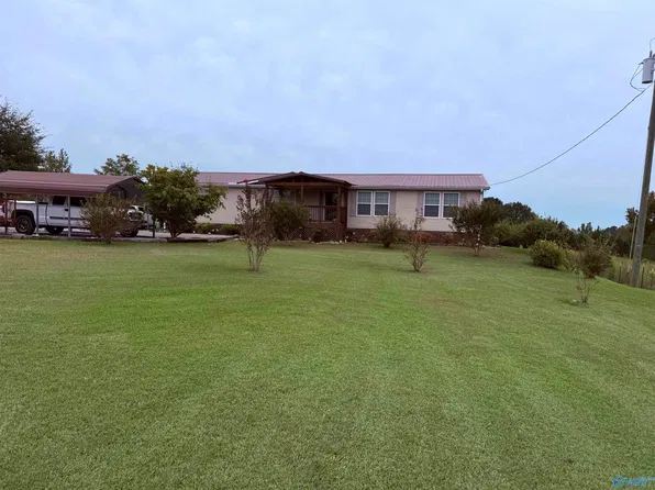 15 Maple Tree Dr, Hayden, AL 35079