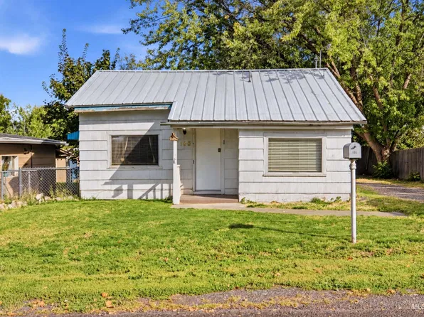 135 N Garden Ct, Lewiston, ID 83501