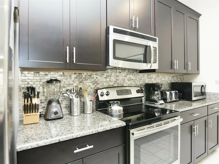 4807 Clock Tower Dr — Photo 16