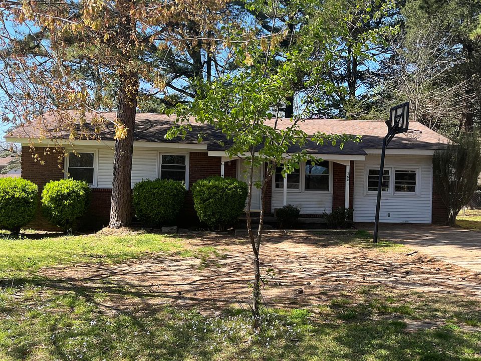1st image of 360 College Heights Dr