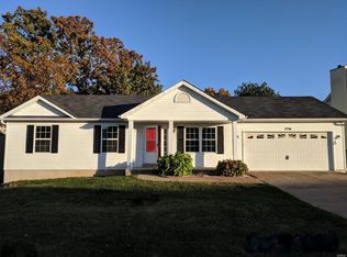 5756 Pebble Acres Dr, High Ridge, MO 63049