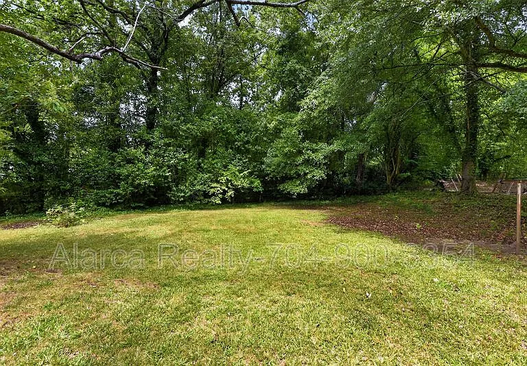 1007 Green Circle Dr — Photo 17