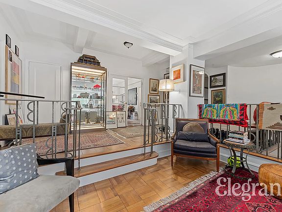 3rd image of 25 Central Park W APT 2N