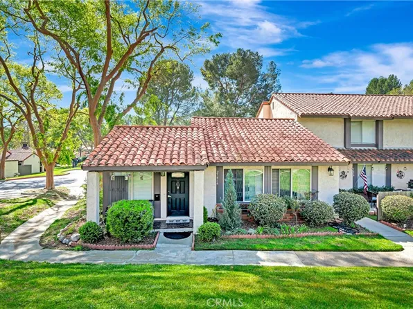 27416 Rondell St, Agoura Hills, CA 91301