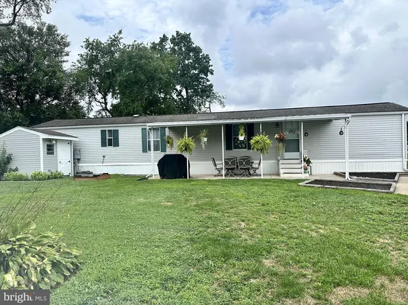 712 Pine Blvd, New Providence, PA 17560