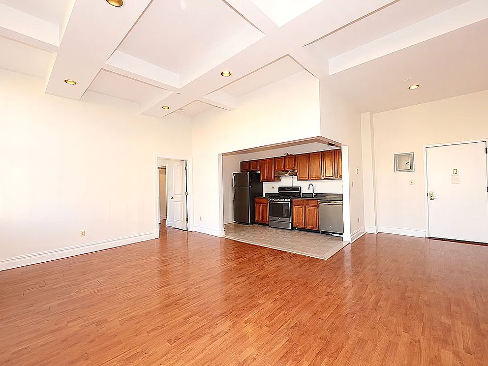 1st image of 4502 Ditmars Blvd APT 507