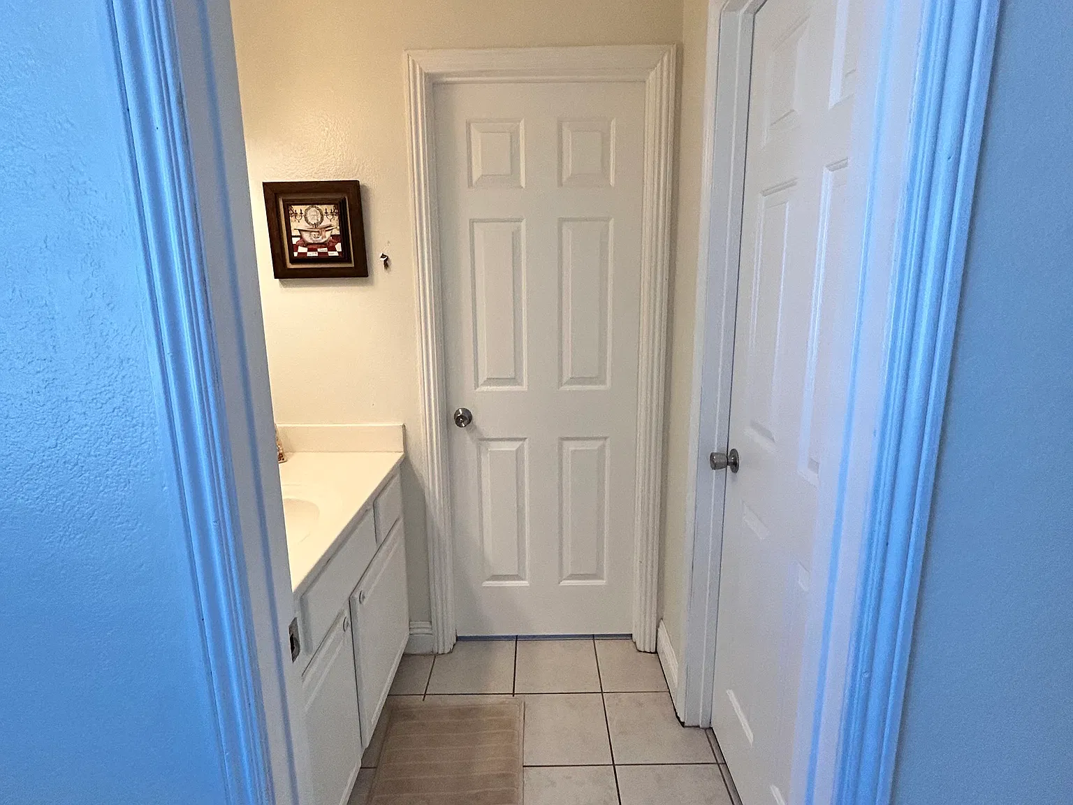 3 bed, 2.5 bath, 2187 sqft, $1,200 — Photo 2
