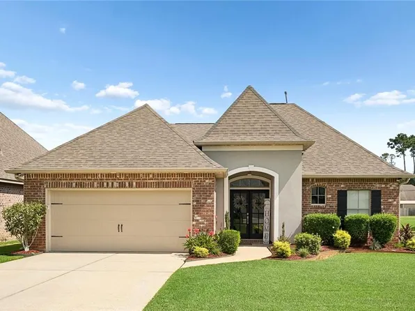 2365 Cours Carson St, Mandeville, LA 70448