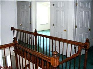 3rd image of 734 Autumn Valley Dr