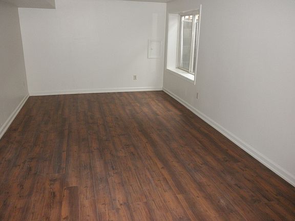3rd image of 307 E 19th St APT 9