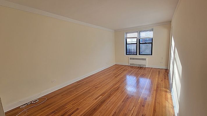 1st image of 34-21 77th St APT 601