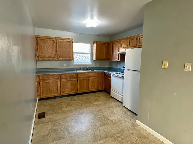 1203 S 7th St — Photo 18