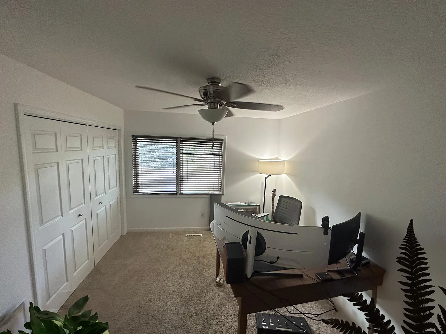 4 bed, 1888 sqft, $3,300 — Photo 4